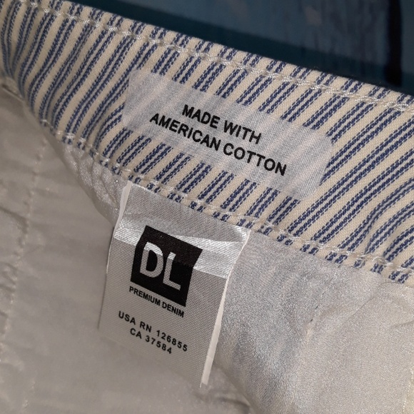 DL1961 short |  Size  29 - Picture 7 of 7